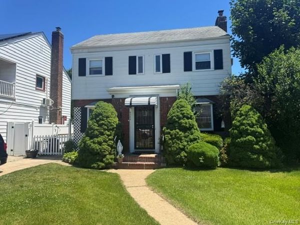 83-43 252 Street , Bellerose, NY 11426