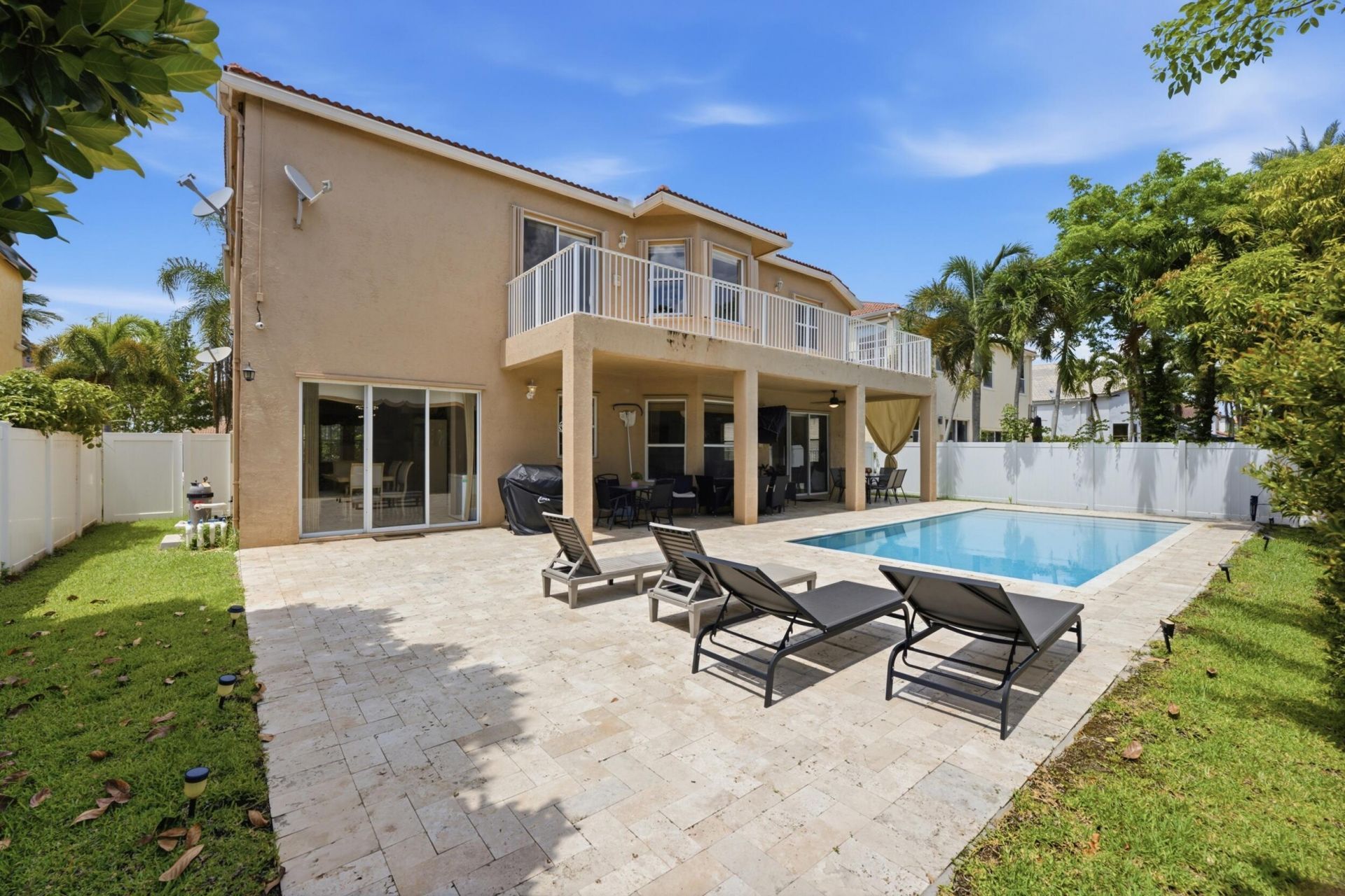 16918 SW 16th Street, Pembroke Pines, FL 33027 Photo
