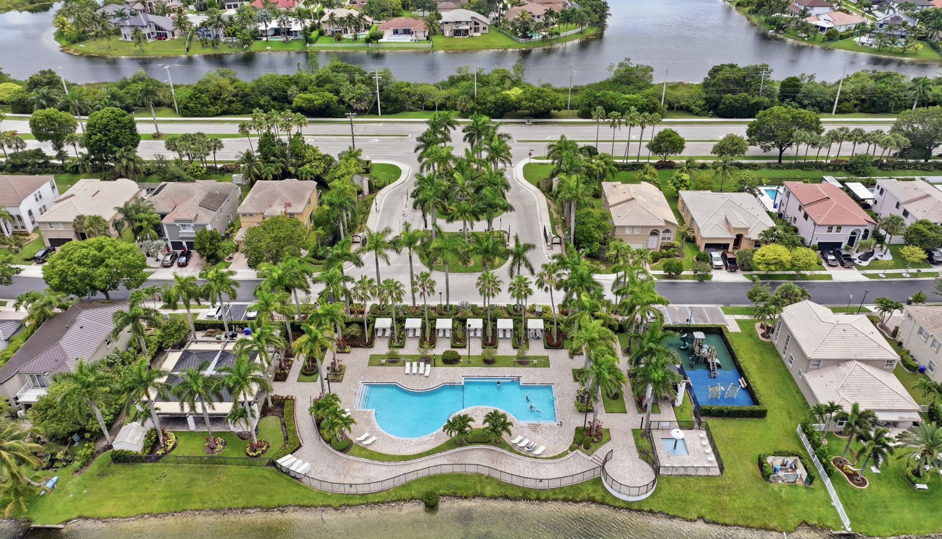 16918 SW 16th Street, Pembroke Pines, FL 33027 Photo