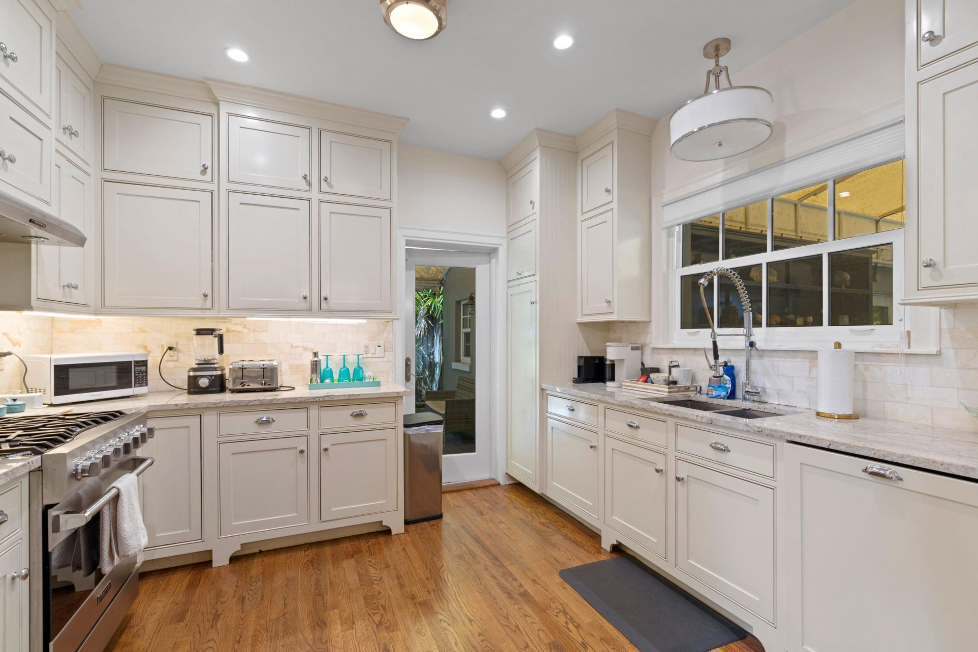 733 Sunset Road, West Palm Beach, FL 33401 Photo