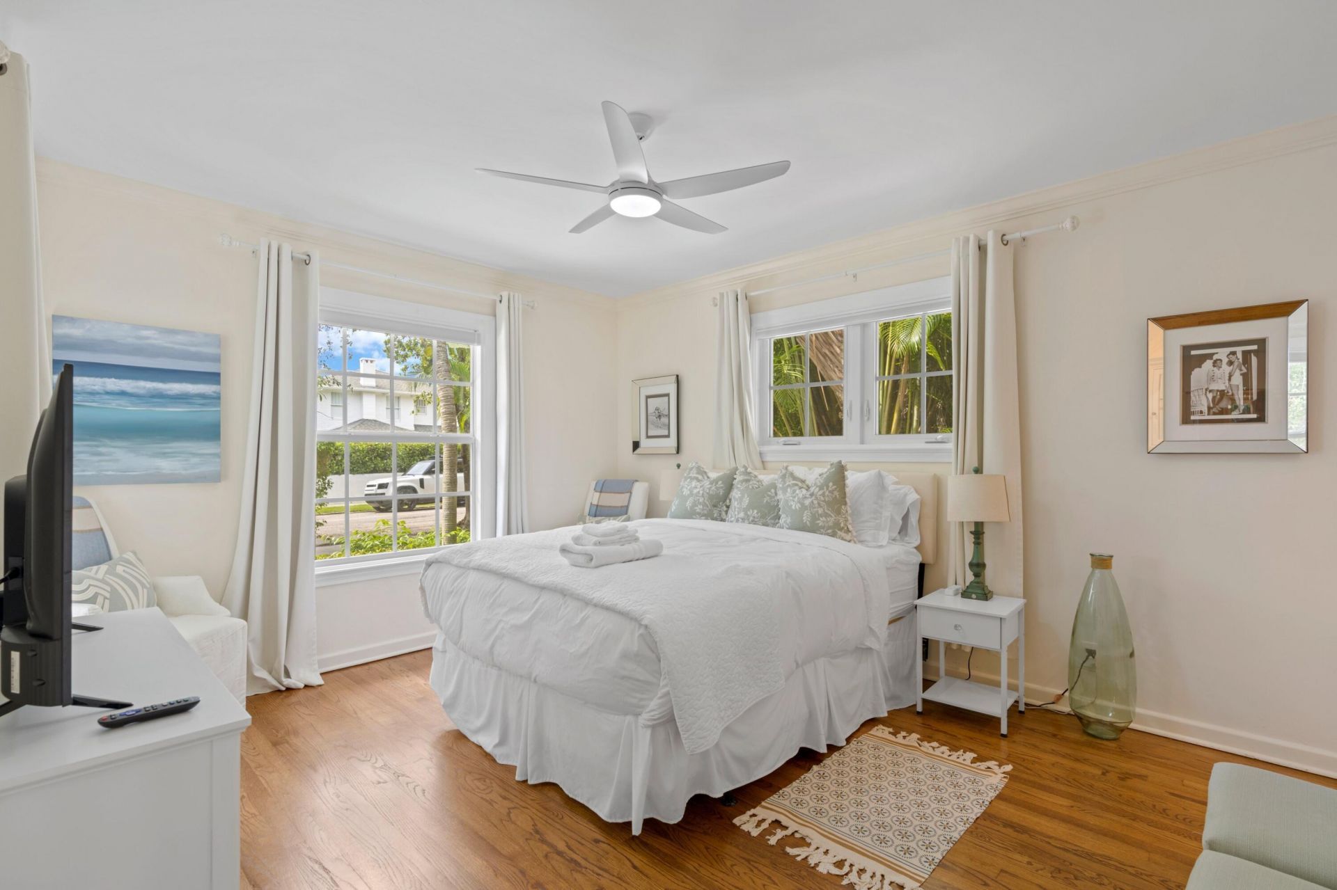 733 Sunset Road, West Palm Beach, FL 33401 Photo