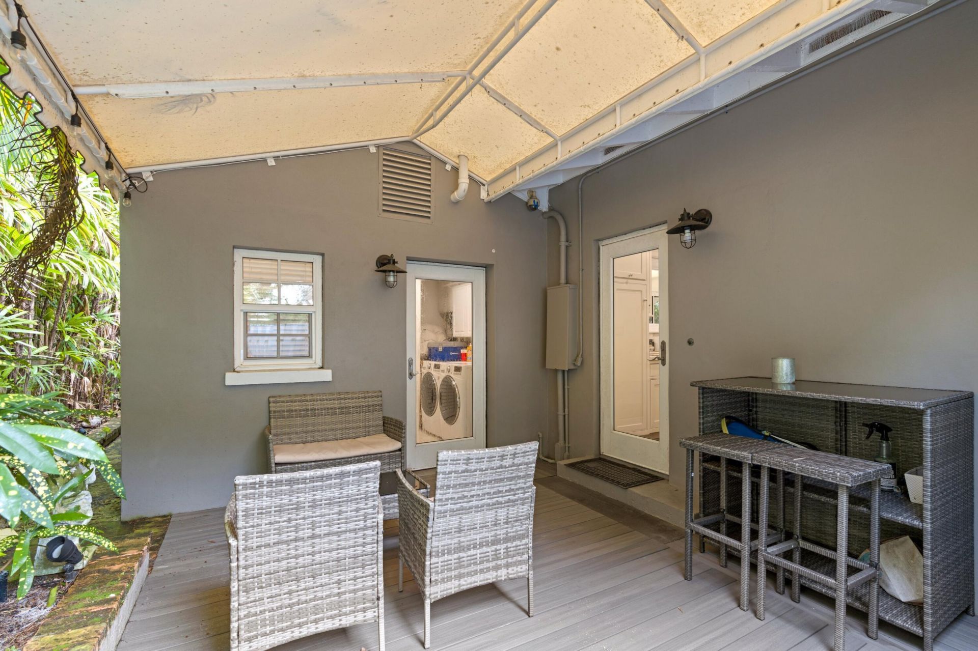 733 Sunset Road, West Palm Beach, FL 33401 Photo