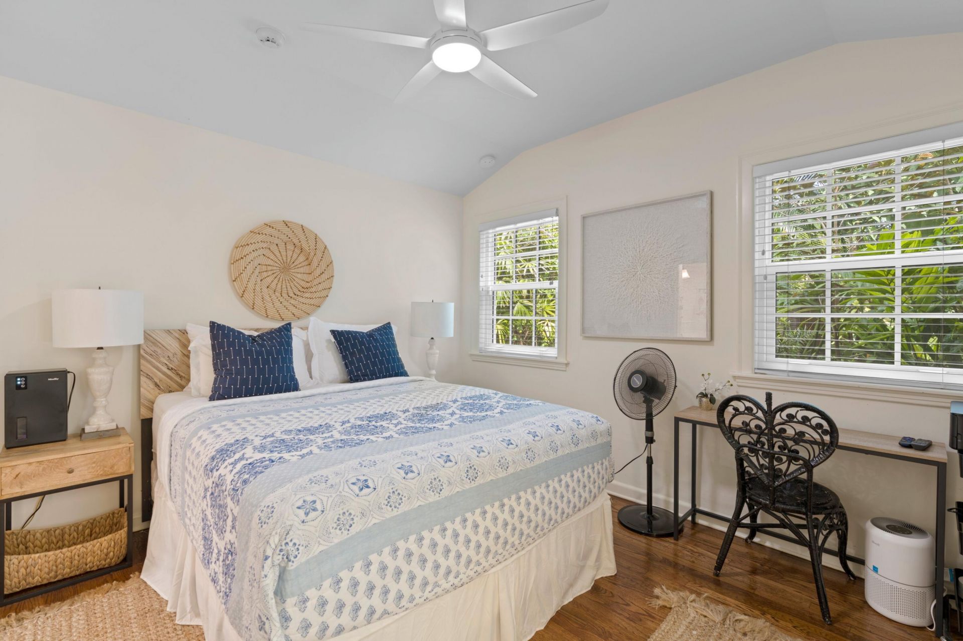 733 Sunset Road, West Palm Beach, FL 33401 Photo