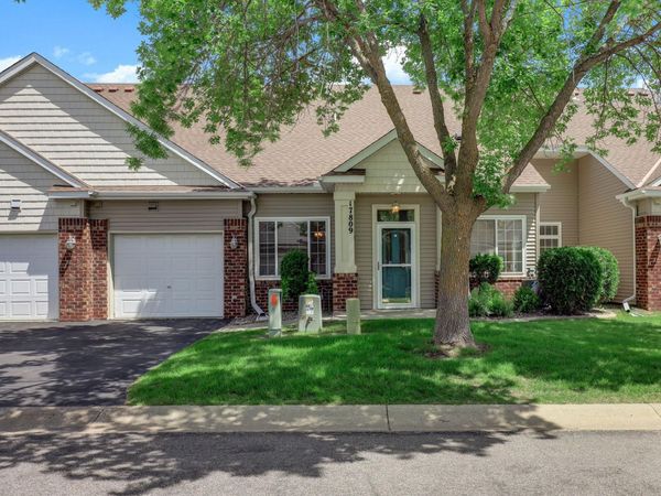 17809 38th Avenue N, Plymouth, MN 55446