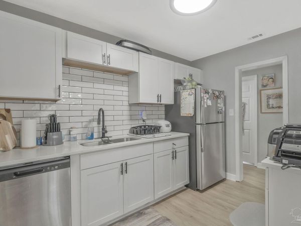 4910 Birch Ave, Pensacola, FL 32506