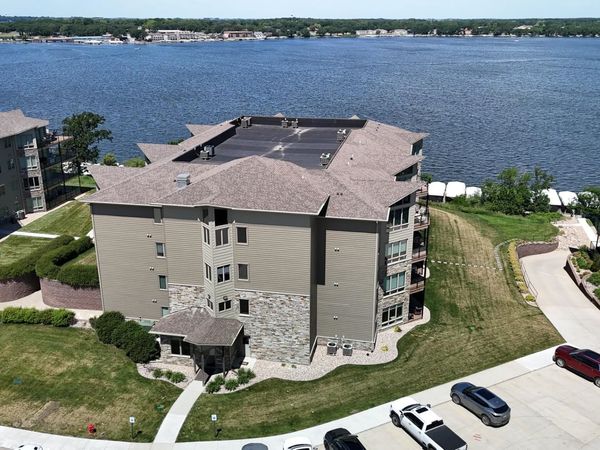 455 240th Avenue , Unit 208, Arnolds Park, IA 51331