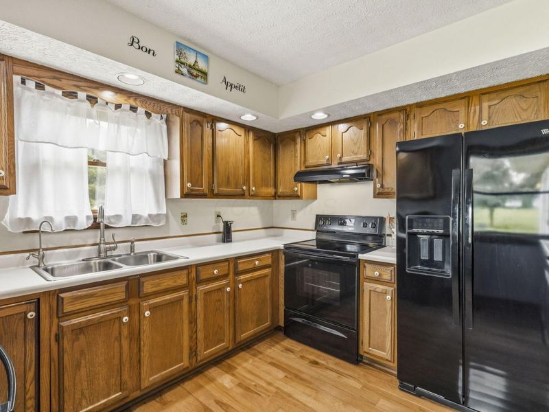 4160 Bell Station Road , Circleville, OH 43113 Photo 12