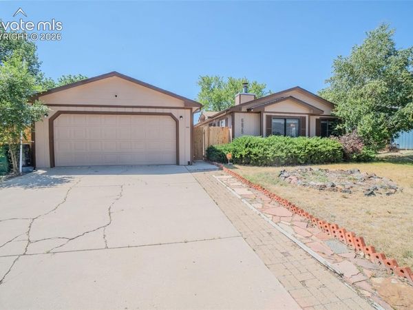 6825 Cory Place, Colorado Springs, CO 80915