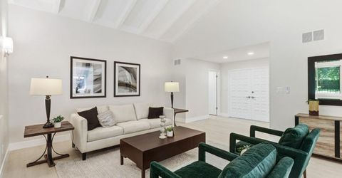 815 Commons Dr, Sacramento, CA 95825 Photo