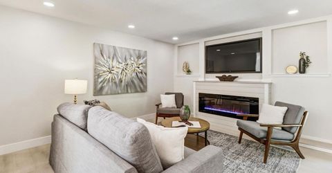 815 Commons Dr, Sacramento, CA 95825 Photo