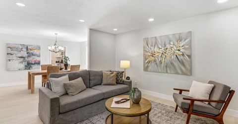 815 Commons Dr, Sacramento, CA 95825 Photo