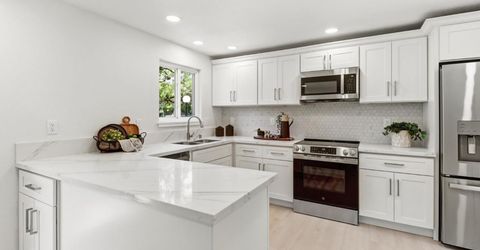 815 Commons Dr, Sacramento, CA 95825 Photo