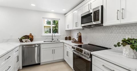 815 Commons Dr, Sacramento, CA 95825 Photo