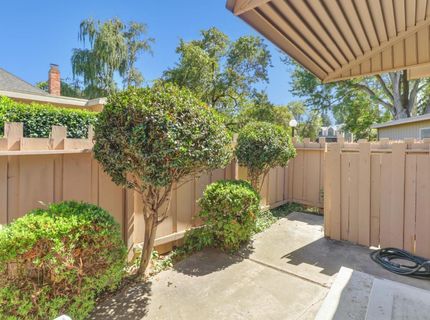 815 Commons Dr, Sacramento, CA 95825 Photo