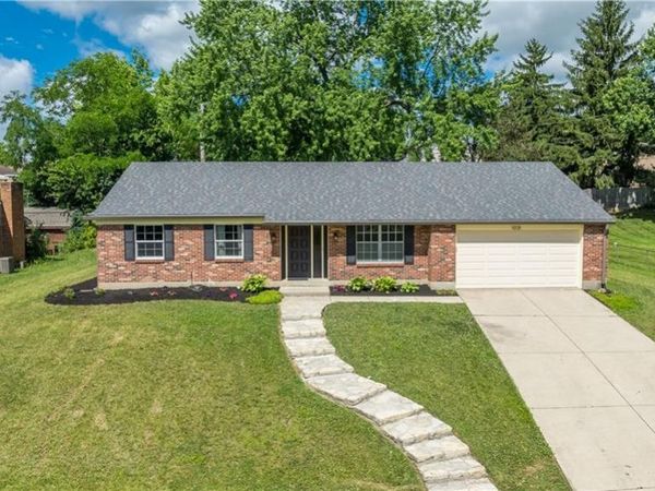 1031 Crestwood Hills Drive, Vandalia, OH 45377