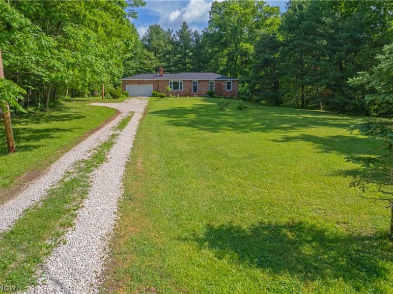 3969 Lynn Road , Ravenna, OH 44266 Photo 3