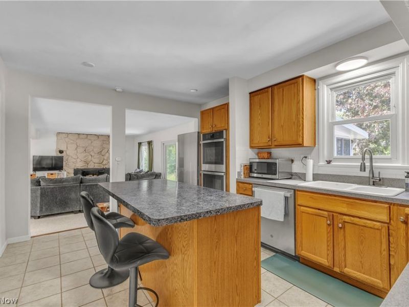 838 Nesbitt Road, Sagamore Hills, OH 44067 Photo 9