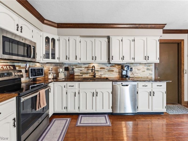 7739 Starcliff Avenue NW, North Canton, OH 44720 Photo 15