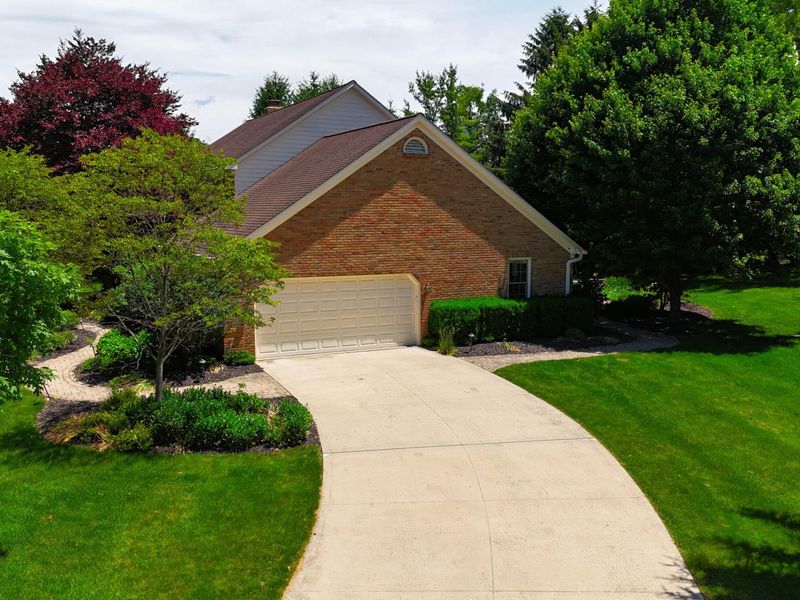 5795 Kilbannan Court, Dublin, OH 43017 Photo 2