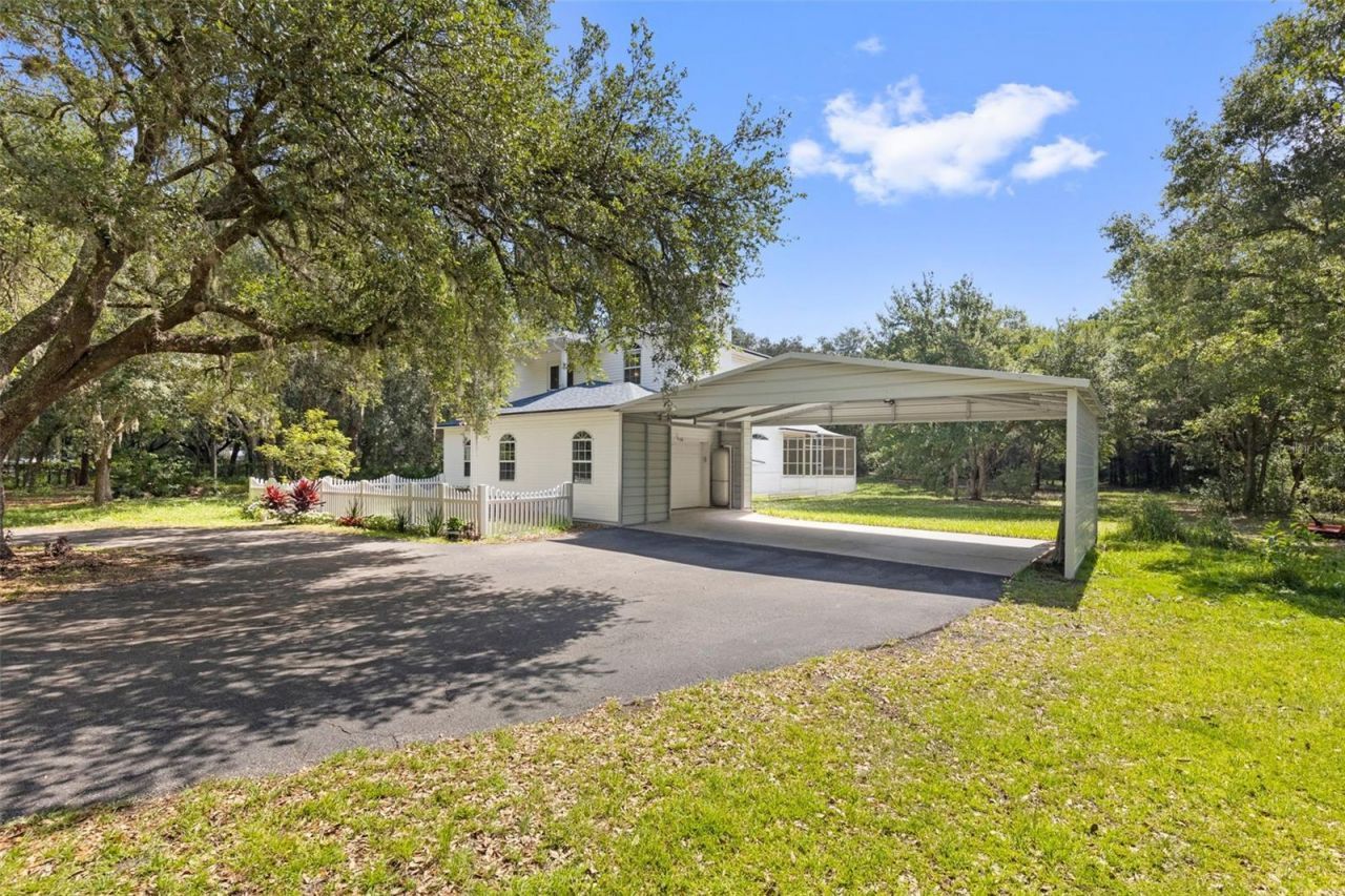 6010 Frontier Drive , Zephyrhills, FL 33540 Photo