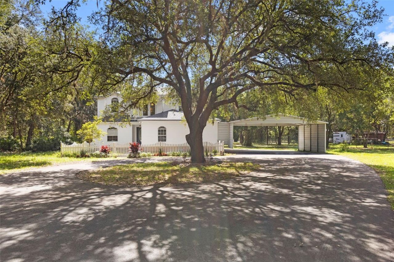 6010 Frontier Drive , Zephyrhills, FL 33540 Photo
