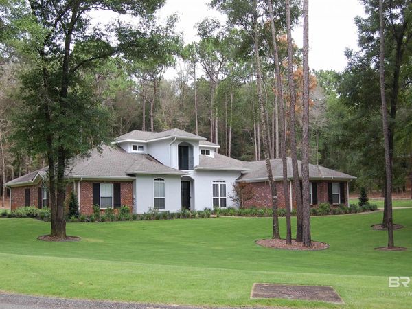 166 Willow Lake Drive, Fairhope, AL 36532