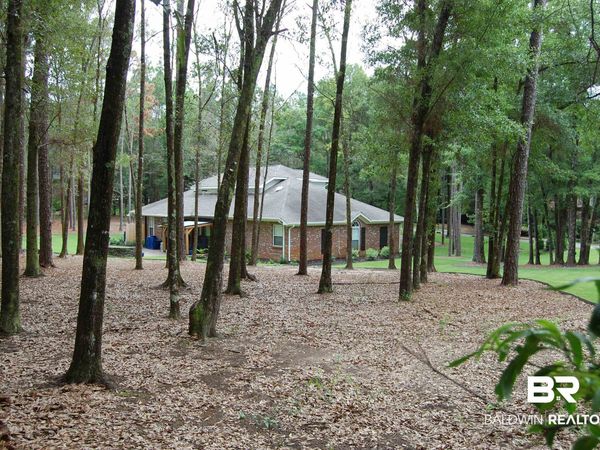 166 Willow Lake Drive, Fairhope, AL 36532