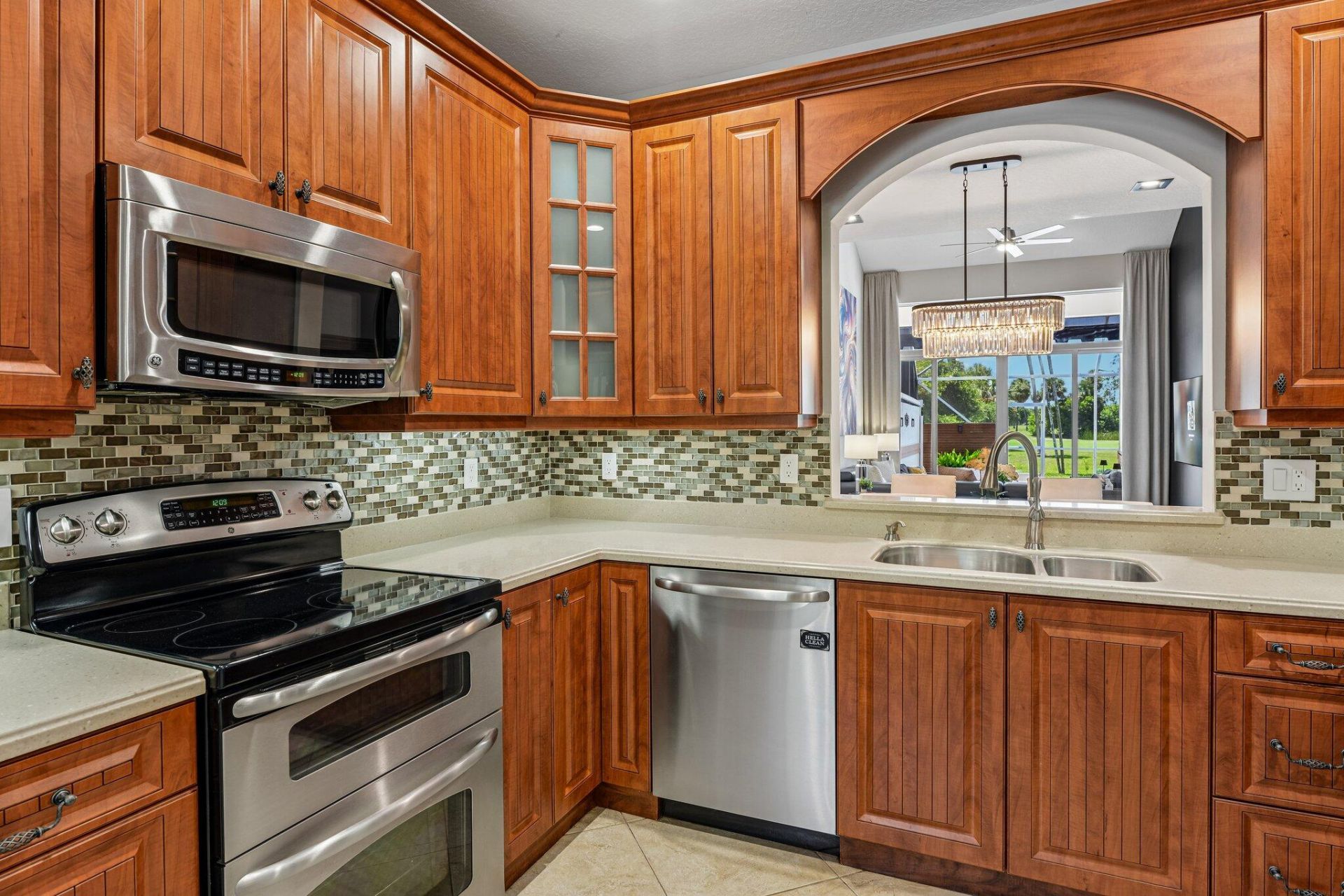 692 W Palm Aire Drive, Pompano Beach, FL 33069 Photo