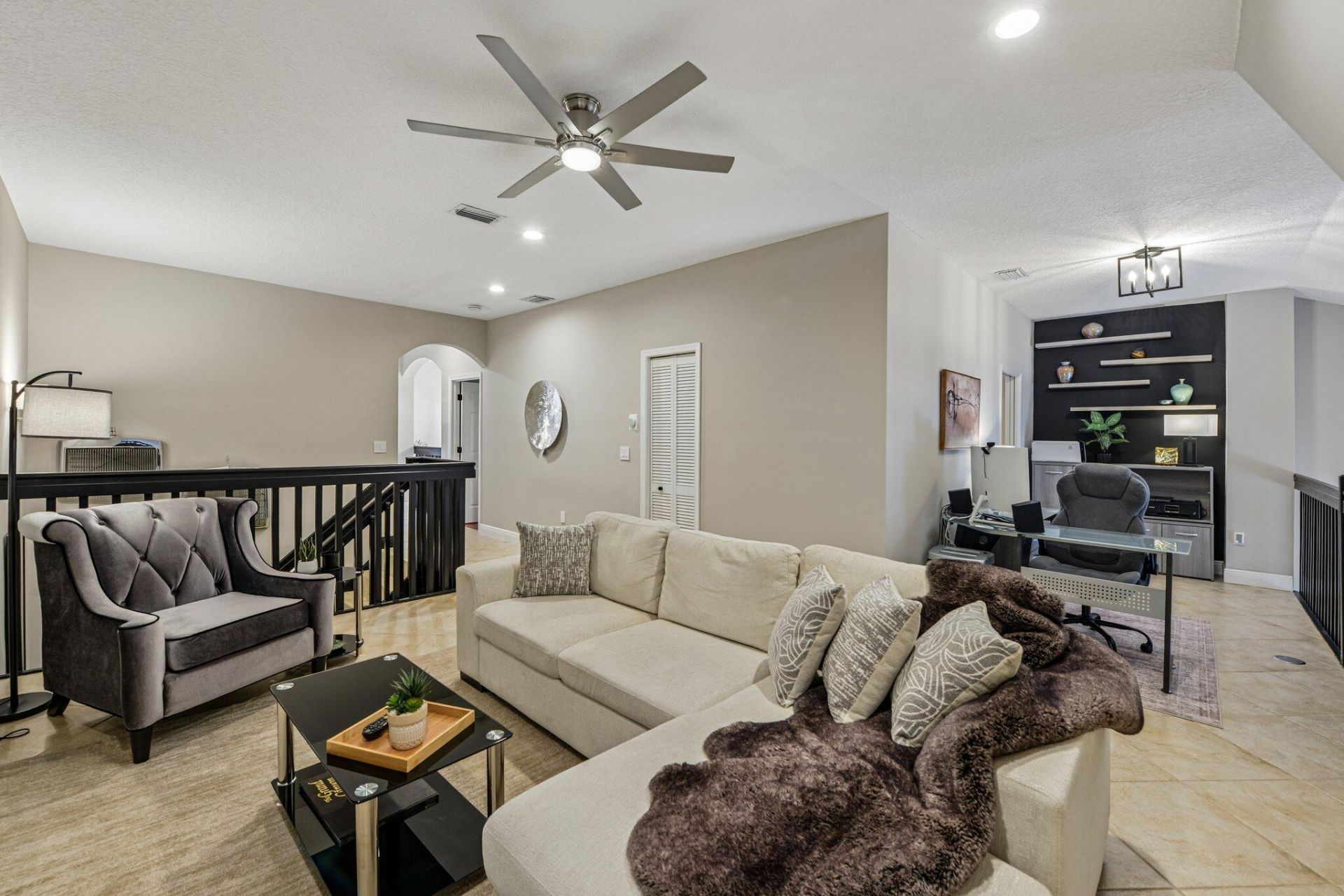 692 W Palm Aire Drive, Pompano Beach, FL 33069 Photo