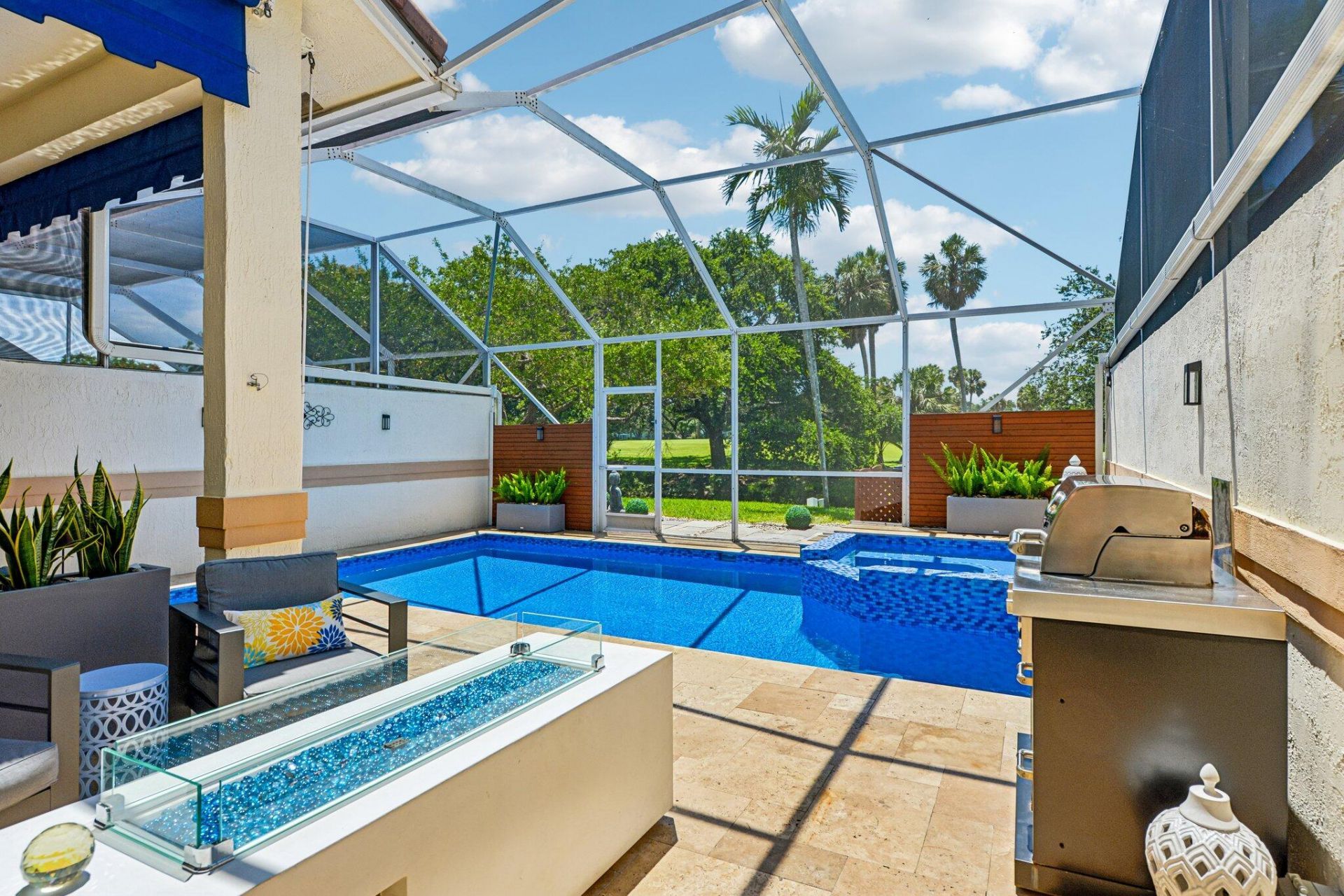 692 W Palm Aire Drive, Pompano Beach, FL 33069 Photo