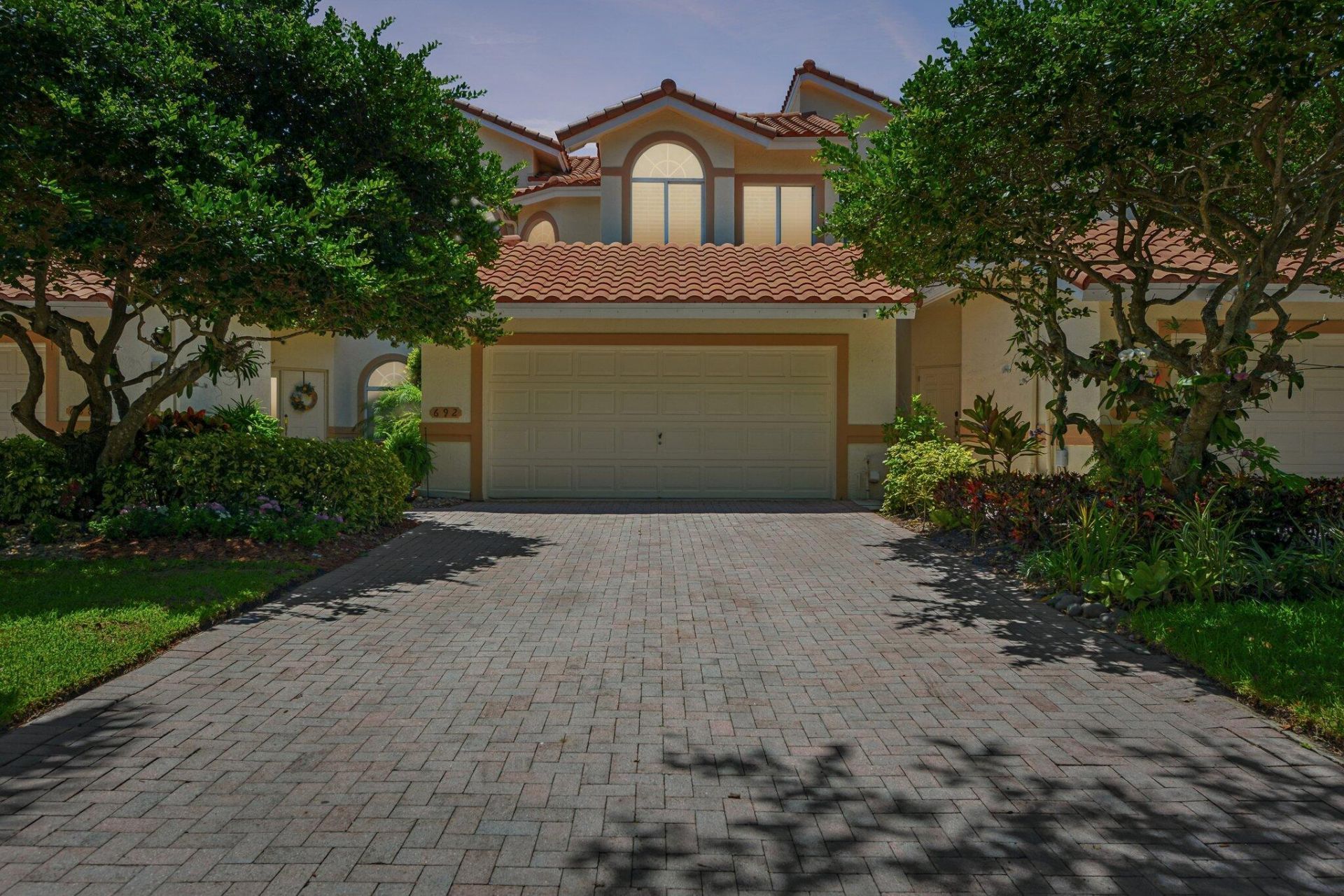 692 W Palm Aire Drive, Pompano Beach, FL 33069 Photo