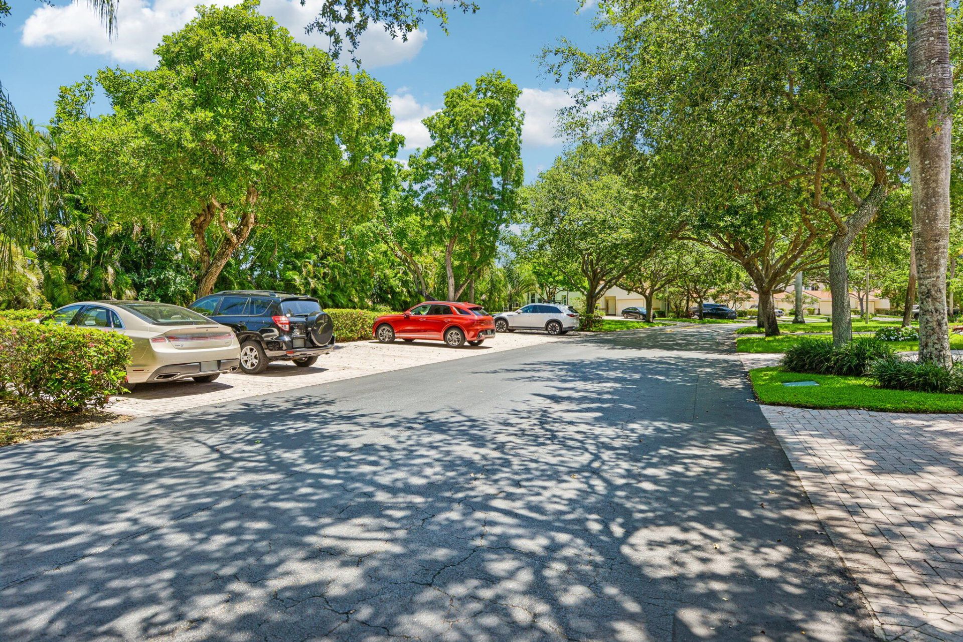 692 W Palm Aire Drive, Pompano Beach, FL 33069 Photo