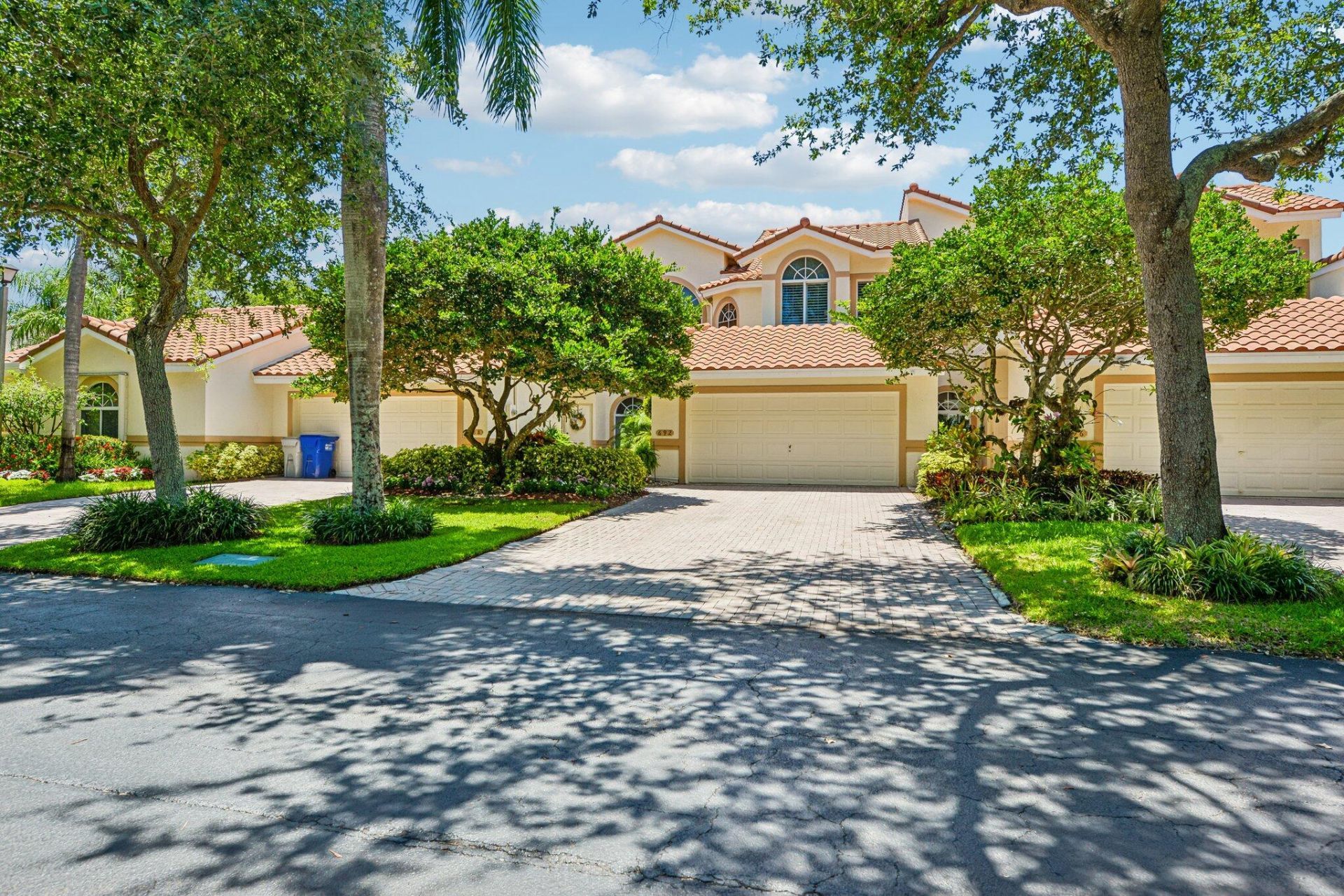 692 W Palm Aire Drive, Pompano Beach, FL 33069 Photo