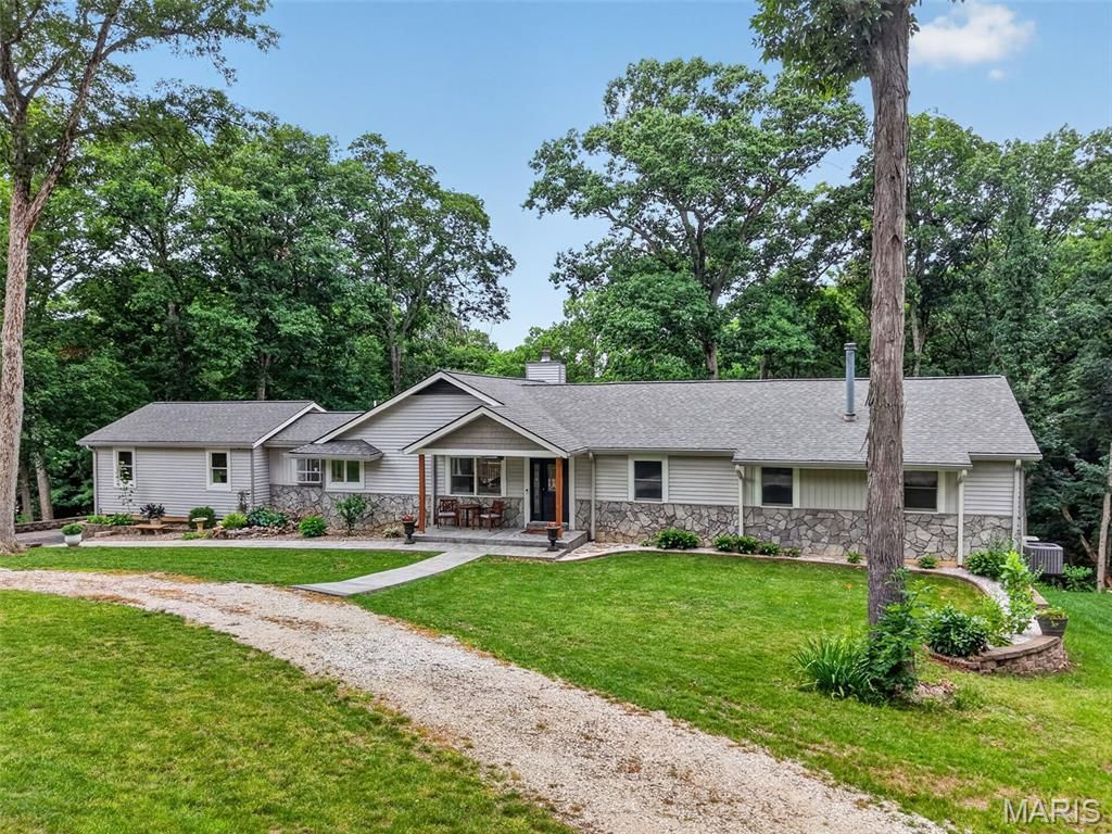 3215 Wild Horse Drive, Foristell, MO 63348 Main Photo