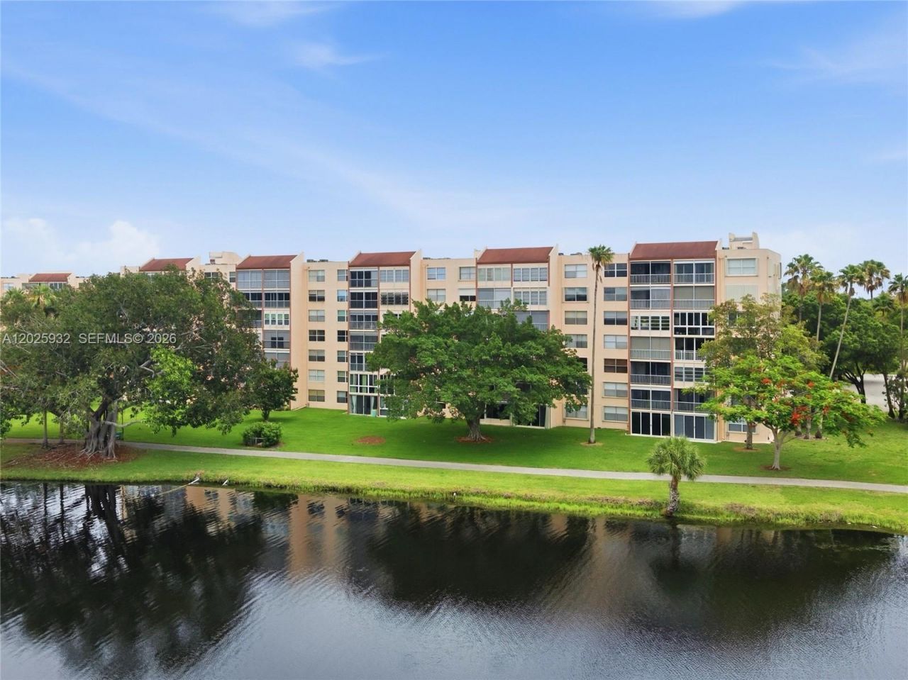14623 Bonaire Blvd , Unit 405, Delray Beach, FL 33446 Photo