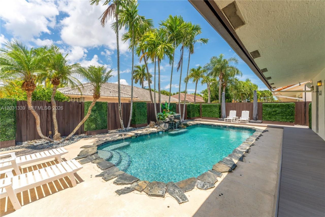 15341 SW 114th Ter, Miami, FL 33196 Photo