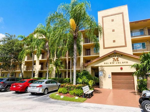901 SW 141st Ave , Unit 111M, Pembroke Pines, FL 33027