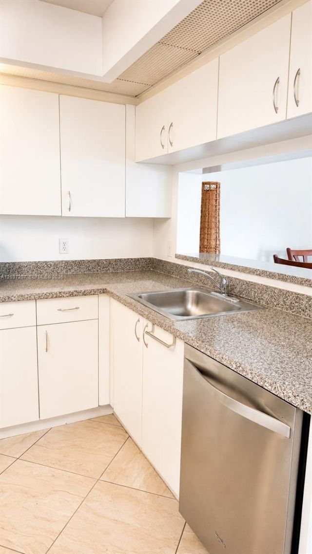 901 SW 141st Ave, Unit 111M, Pembroke Pines, FL 33027 Photo
