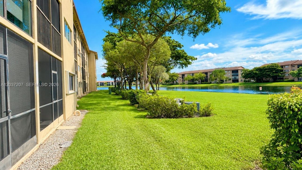 901 SW 141st Ave, Unit 111M, Pembroke Pines, FL 33027 Photo