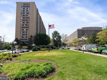 3705 S GEORGE MASON DRIVE , Unit 2202S, FALLS CHURCH, VA 22041