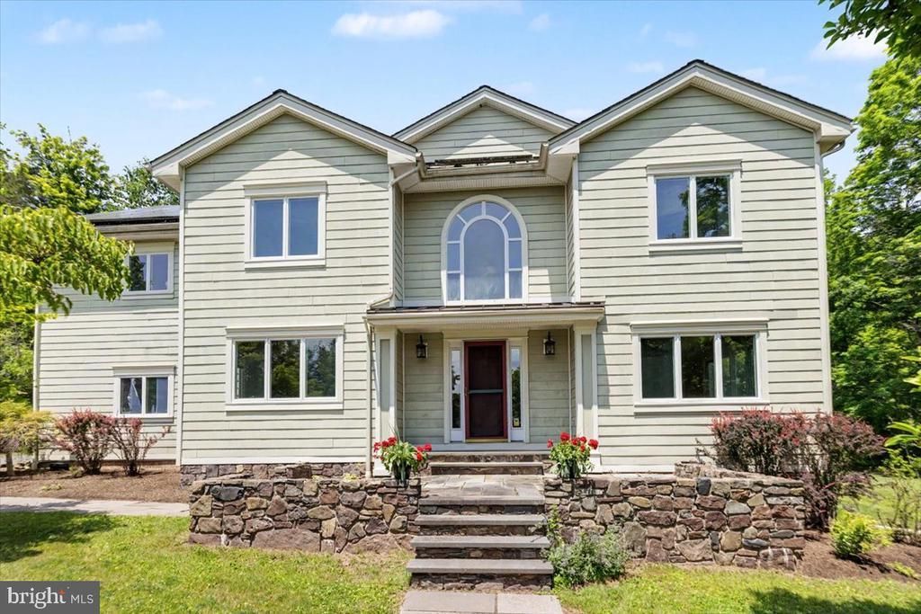 12 Upper Creek Road, Stockton, NJ 08559 Main Photo