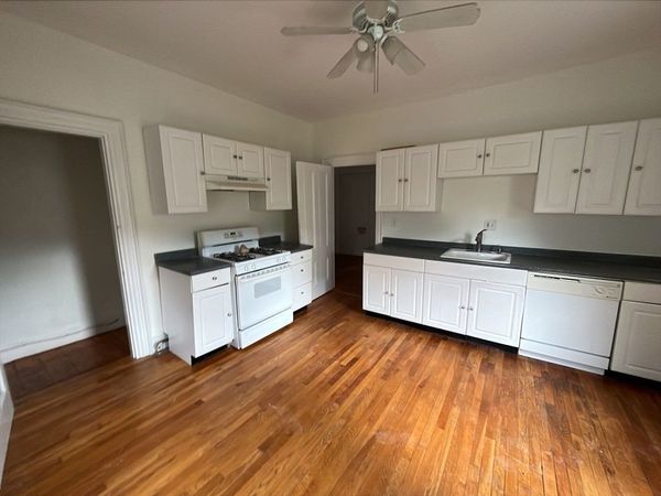 200 Church St, Unit 3, Newton, MA 02458