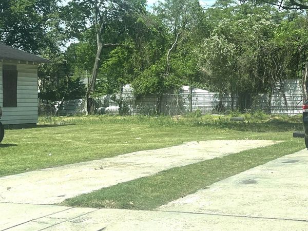 2420 HUBBARD AVE, Memphis, TN 38108