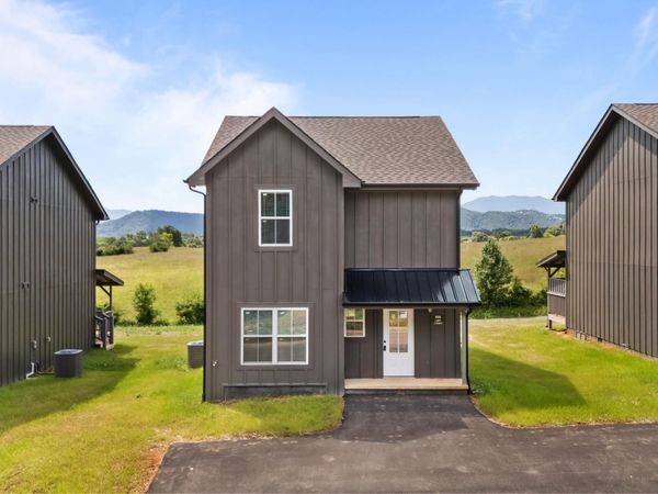 958 LACY CT , Sevierville, TN 37862