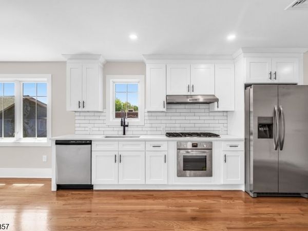 162 Closter Dock Rd, Unit A, Closter, NJ 07624