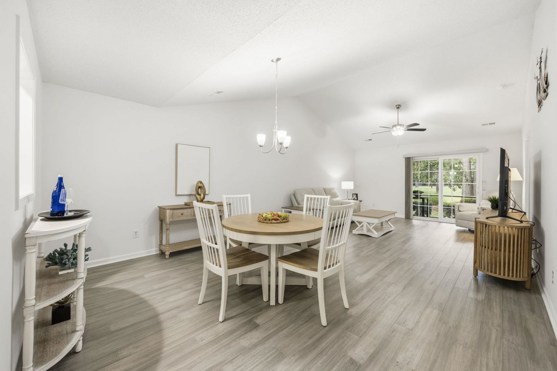 4508 Greenbriar Dr.  Photo 10