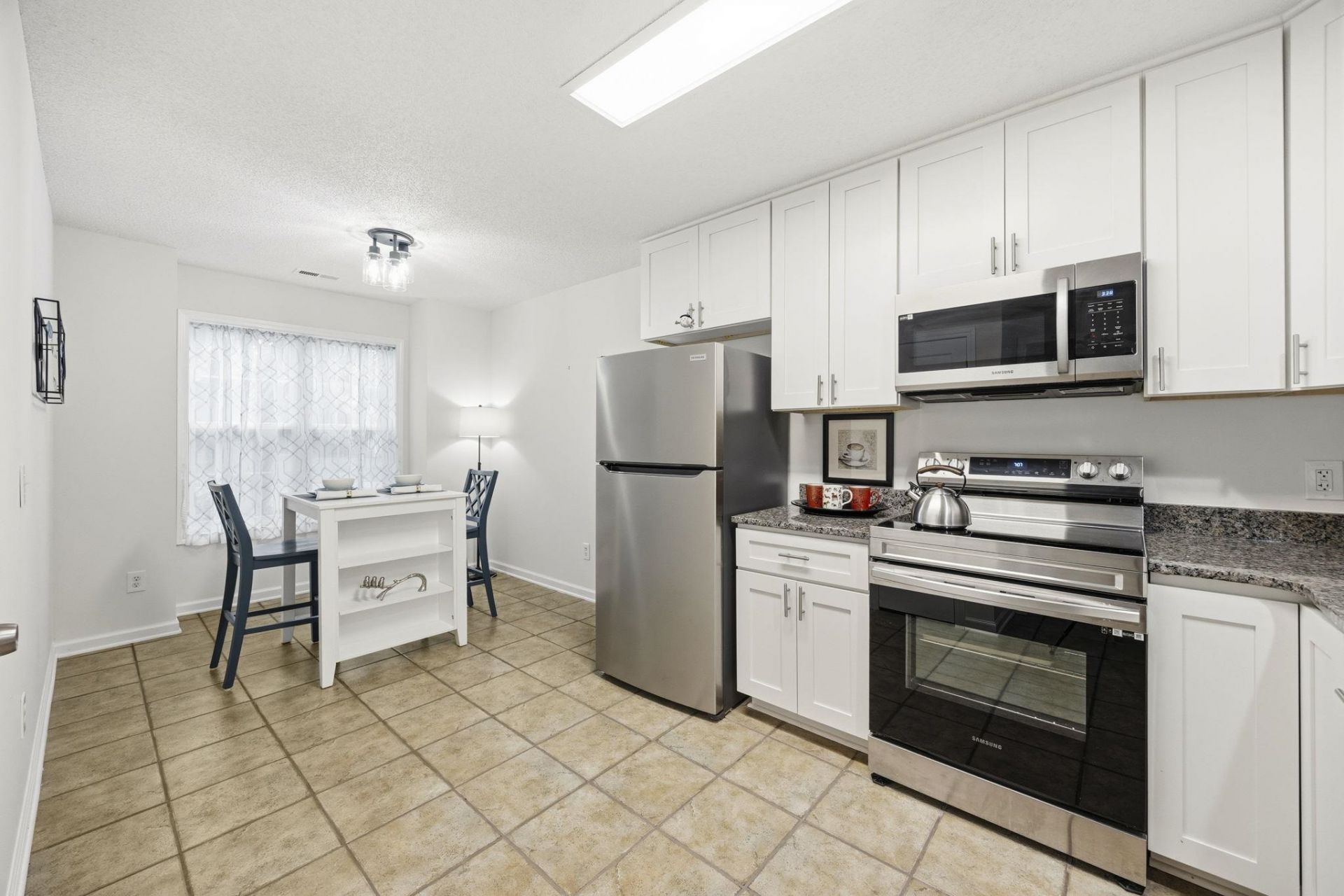4508 Greenbriar Dr.  Photo 17