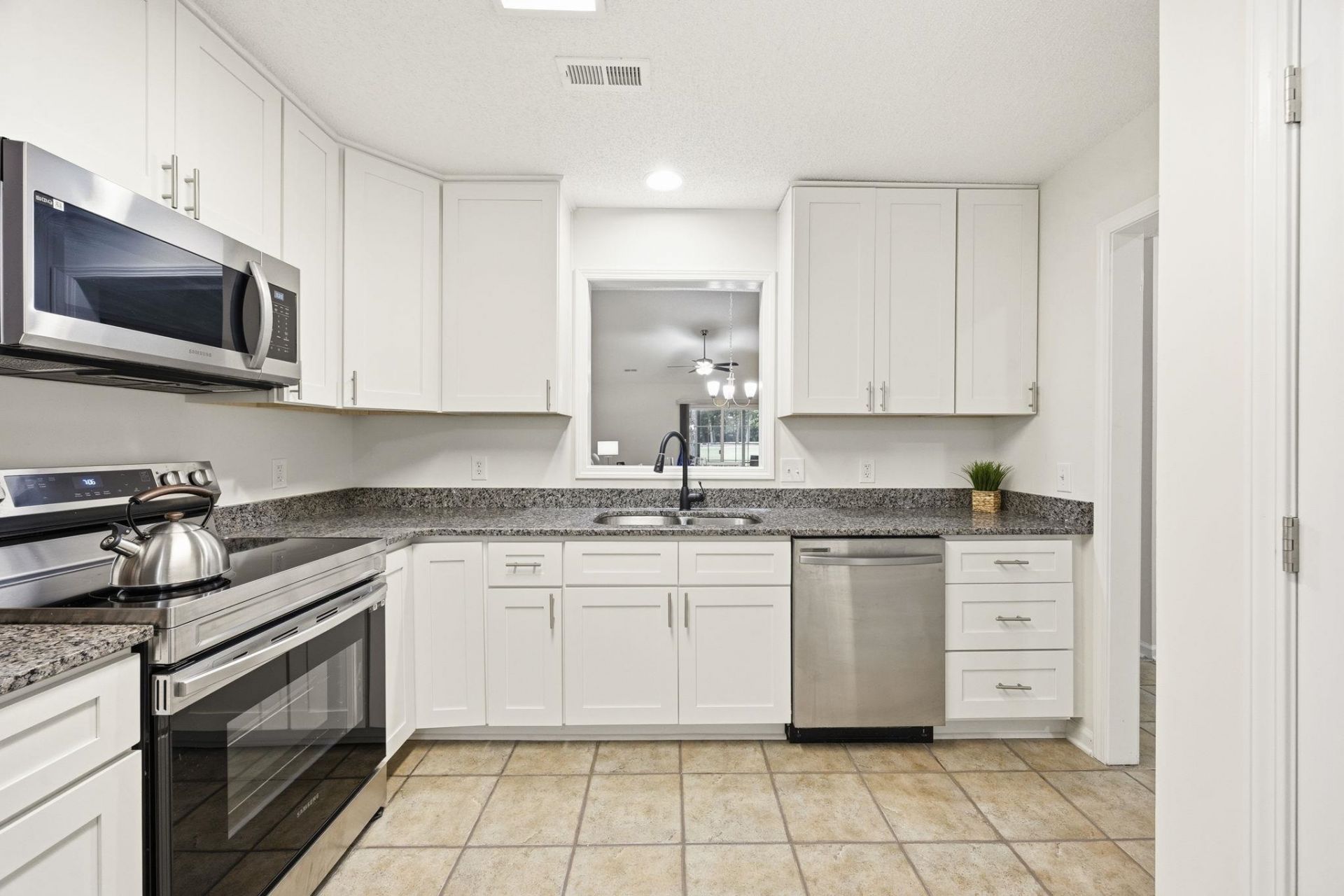 4508 Greenbriar Dr.  Photo 18