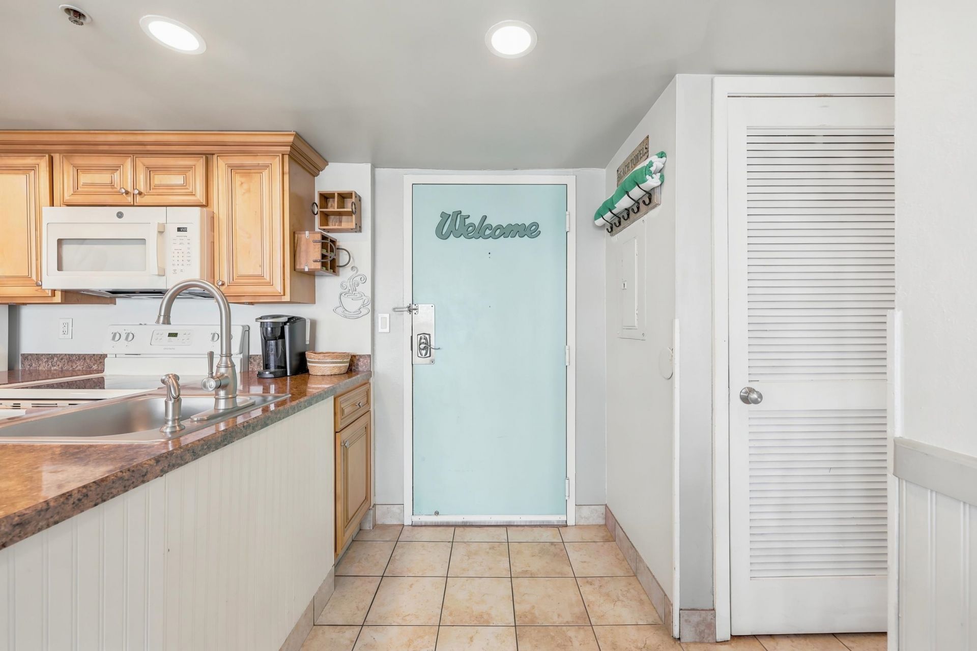 1605 S Ocean Blvd.  Photo 4