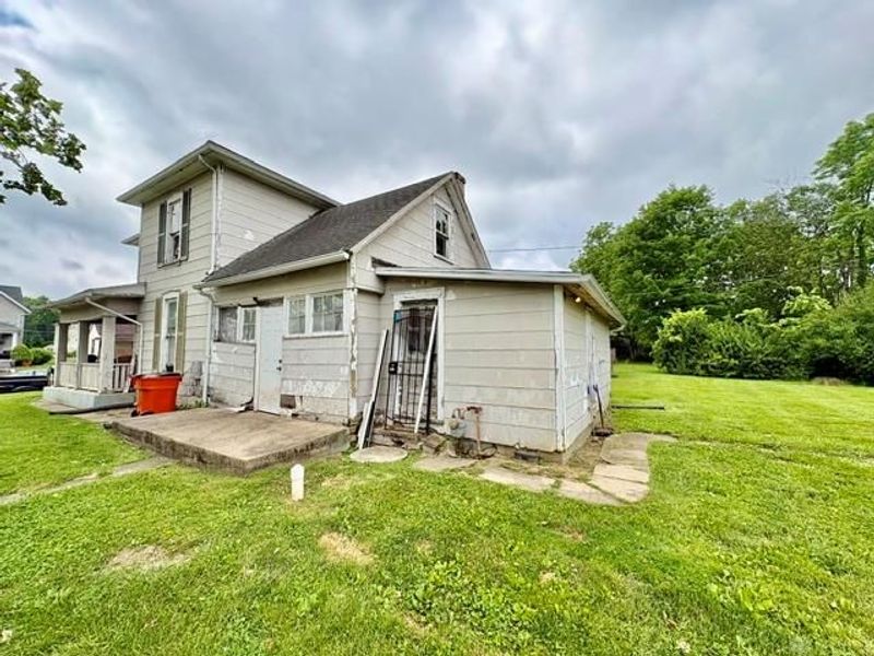 402 W Johnny Lytle Avenue, Springfield, OH 45506 Photo 4